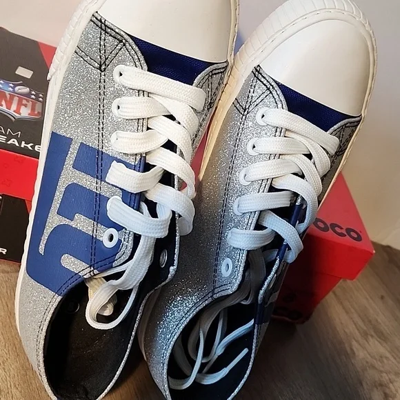 NFL NY GIANTS ' Blue and Silver Giants Sneakers and Lounefly  Wallet Set - Picture 3 of 9